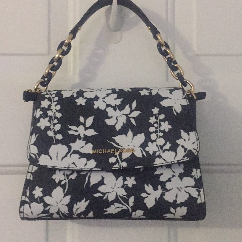 ❤️Michael Kors crossby NEW❤️ Final Price - Picture 3 of 9